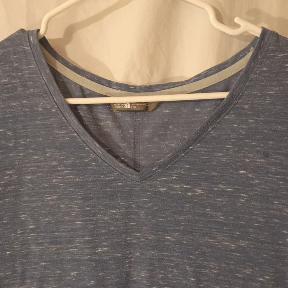 The North Face Women's Blue V-Neck Short Sleeve Top - Picture 4 of 5